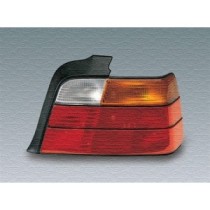 Compra PILOTO TRASERO DERECHO MAGNETI MARELLI (4 PUERTAS 7PINS) BMW BMW E36 91- al mejor precio en todocarrocería.com