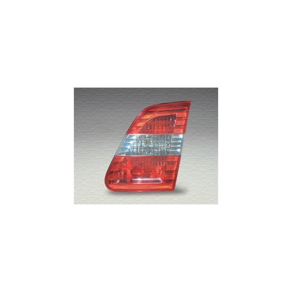 Achetez FEU ARRIÈRE DROIT MEIO MAGNETI MARELLI MERCEDES MERCEDES B W245 05- au meilleur prix sur todocarrocería.com