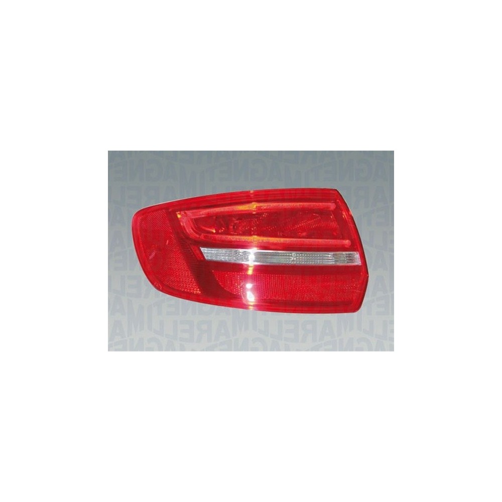 Compra PILOTO TRASERO EXTERIOR IZQUIERDO MAGNETI MARELLI AUDI AUDI A3 2008.07- al mejor precio en todocarrocería.com