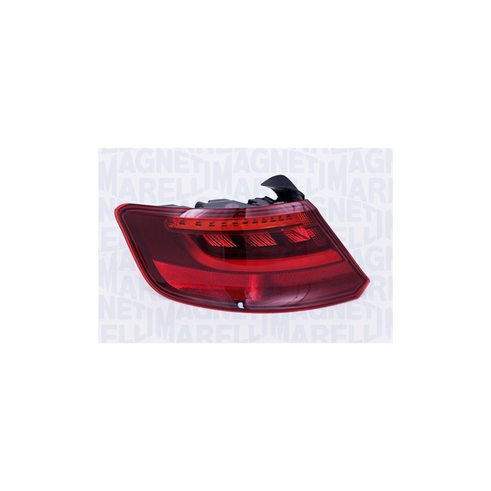 Achetez FEU ARRIÈRE EXTÉRIEUR GAUCHE MAGNETI MARELLI (5 PORTES LED) AUDI AUDI A3 PQ37 11- au meilleur prix sur todocarrocerí.