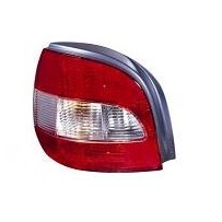 Compra PILOTO TRASERO IZQUIERDO RENAULT RENAULT SCENIC 99-02 al mejor precio en todocarrocería.com