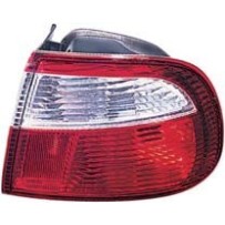 Achetez FEU ARRIÈRE GAUCHE SEAT SEAT TOLEDO 99- au meilleur prix sur todocarrocería.com.