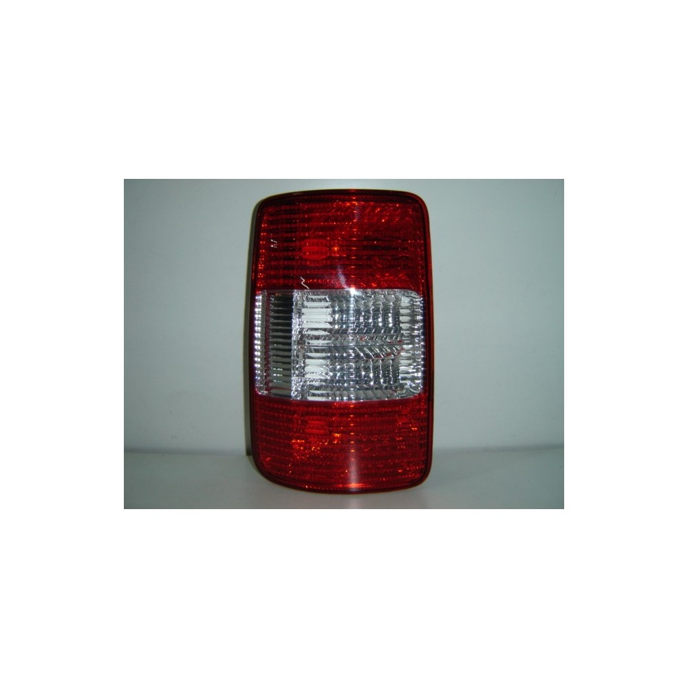 Compra PILOTO TRASERO IZQUIERDO VW VW CADDY 04- al mejor precio en todocarrocería.com