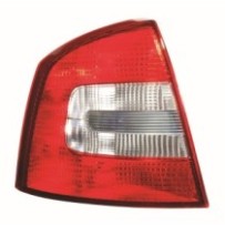 Compra PILOTO TRASERO IZQUIERDO (4 PUERTAS) SKODA SKODA OCTAVIA 09- al mejor precio en todocarrocería.com