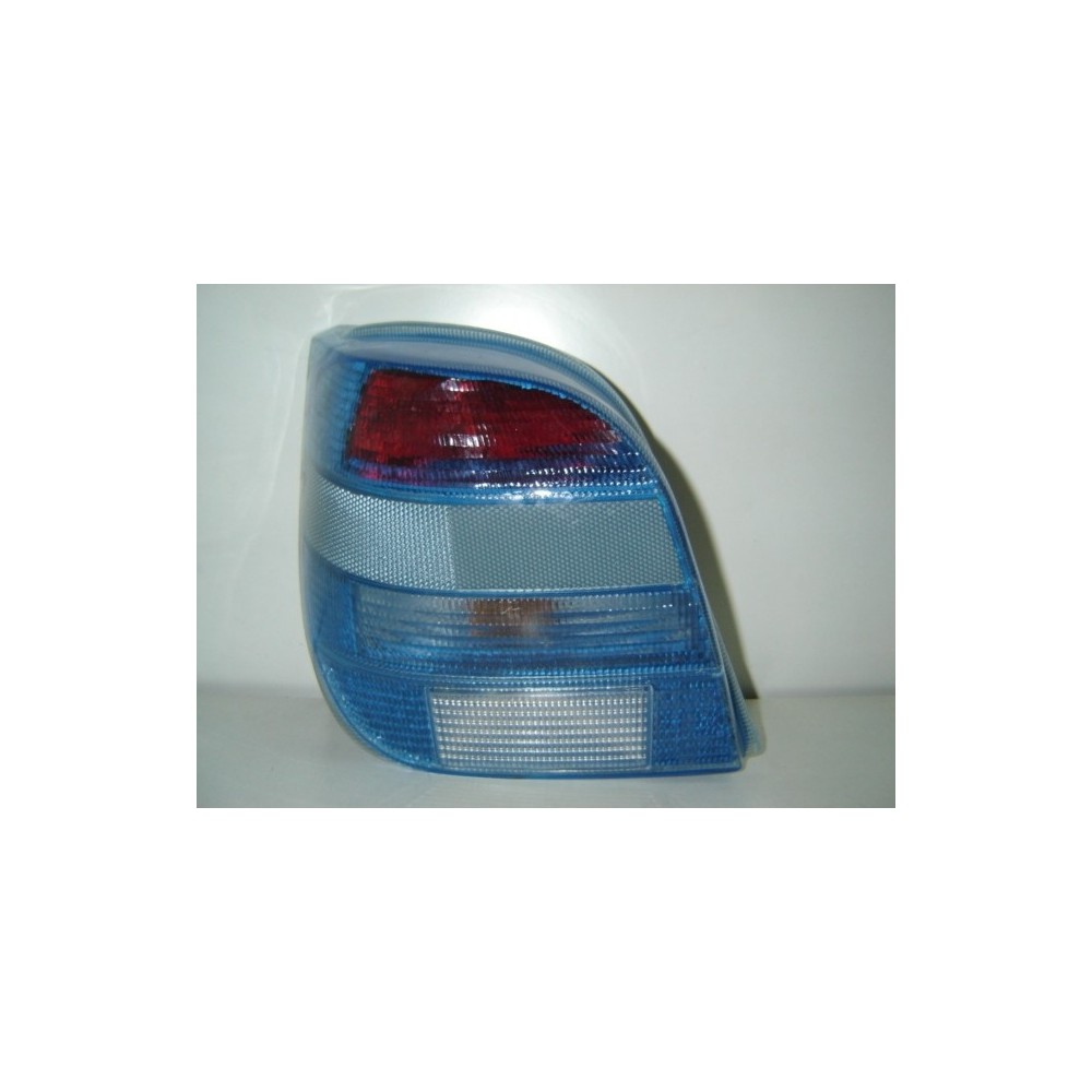 Compra PILOTO TRASERO IZQUIERDO (AZUL) FORD FORD FIESTA 89- al mejor precio en todocarrocería.com