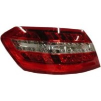 Achetez FEU ARRIÈRE GAUCHE (EXTÉRIEUR AVANTG LED) MERCEDES MERCEDES E W212 09- au meilleur prix sur todocarrocería.com