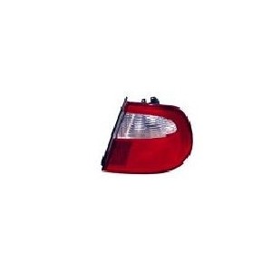 Achetez FEU ARRIÈRE GAUCHE (EXTÉRIEUR) SEAT SEAT CORDOBA 99- au meilleur prix sur todocarrocería.com