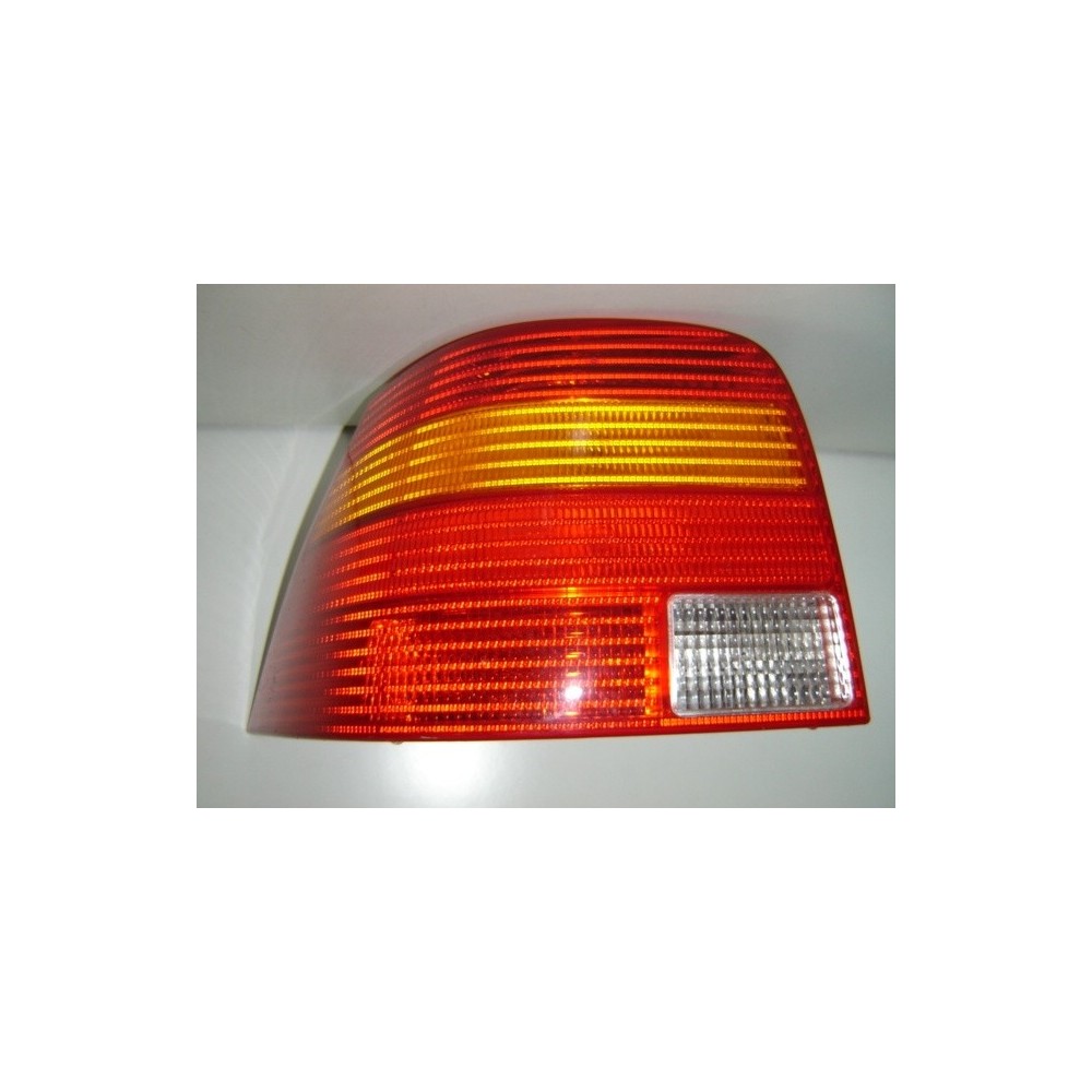 Achetez FEU ARRIÈRE GAUCHE (ROUGE/JAUNE/ROUGE) VW VW GOLF 97- au meilleur prix sur todocarrocería.com