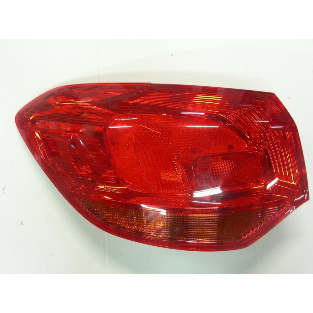 Achetez FEU ARRIÈRE GAUCHE (ROUGE/ROUGE SW) OPEL OPEL ASTRA 10- au meilleur prix sur todocarrocería.com