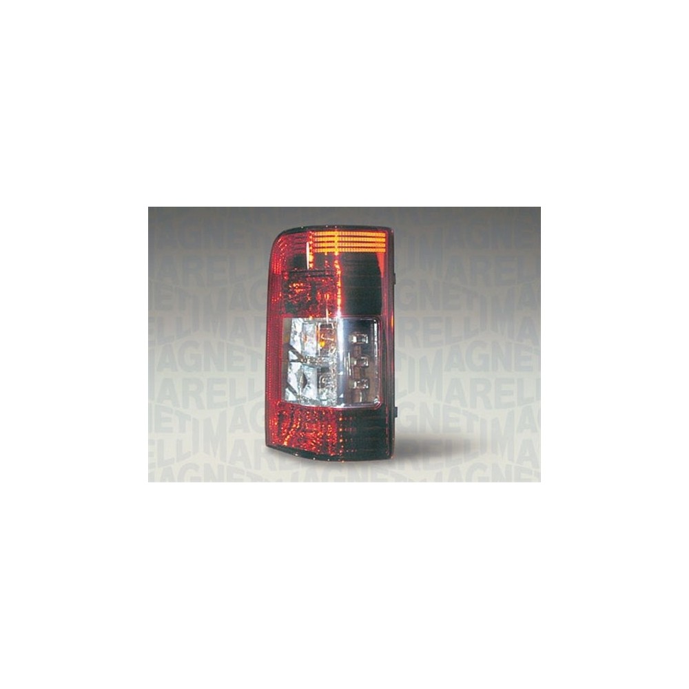 Compra PILOTO TRASERO IZQUIERDO MAGNETI MARELLI (2P) CITROEN CITROEN BERLINGO/PART 05- al mejor precio en todocarrocería.com