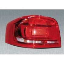 Achetez FEU ARRIÈRE GAUCHE MAGNETI MARELLI (3P) AUDI AUDI A3 2008.07- au meilleur prix sur todocarrocería.com