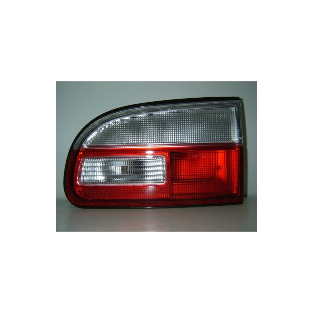 Compra PILOTO TRASERO IZQUIERDO MEIO (BLANCO) MITSUBISHI MITSUBISHI L400 98- al mejor precio en todocarrocería.com