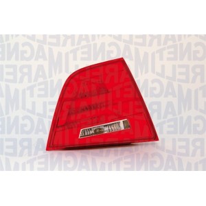 Compra PILOTO TRASERO MEIO DERECHO MAGNETI MARELLI (SW) BMW BMW S/3 E91 07- al mejor precio en todocarrocería.com