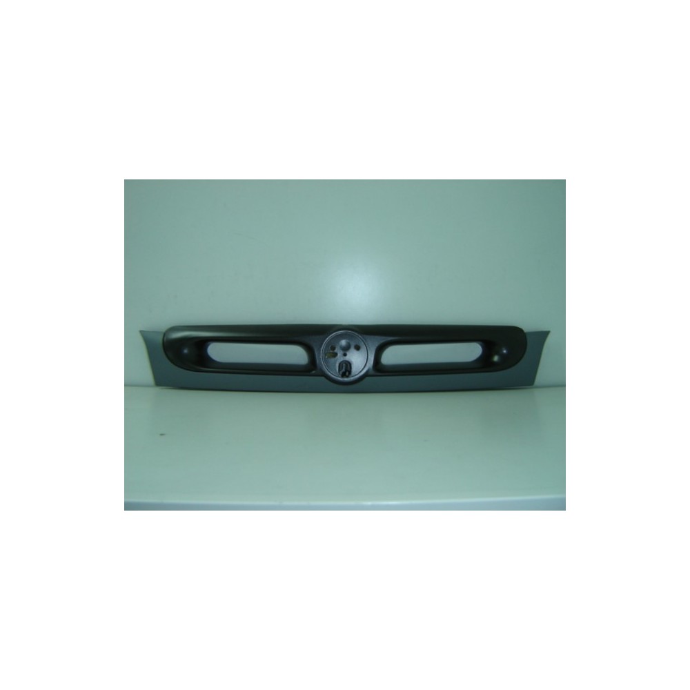 Achetez GRILLE FIAT FIAT MAREA au meilleur prix sur todocarrocería.com.