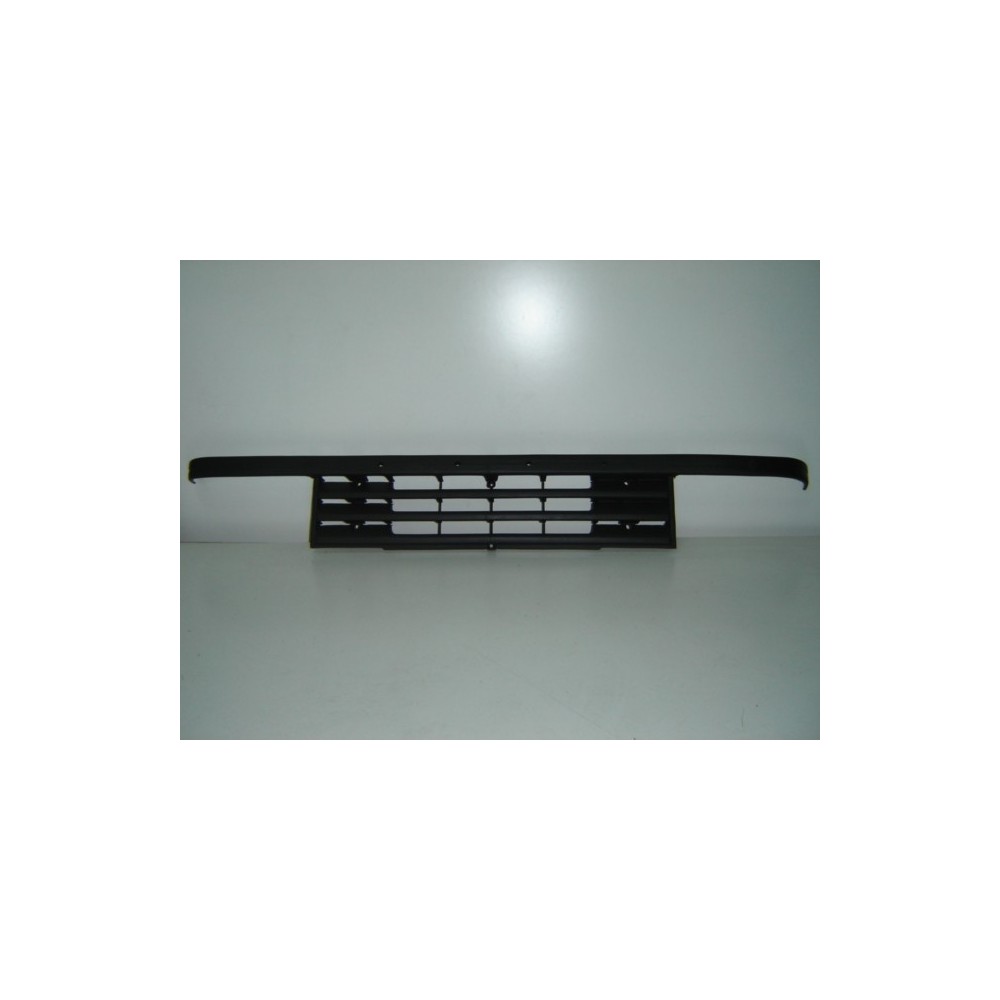 Compra REJILLA MITSUBISHI MITSU CANTER FE331 87- al mejor precio en todocarrocería.com