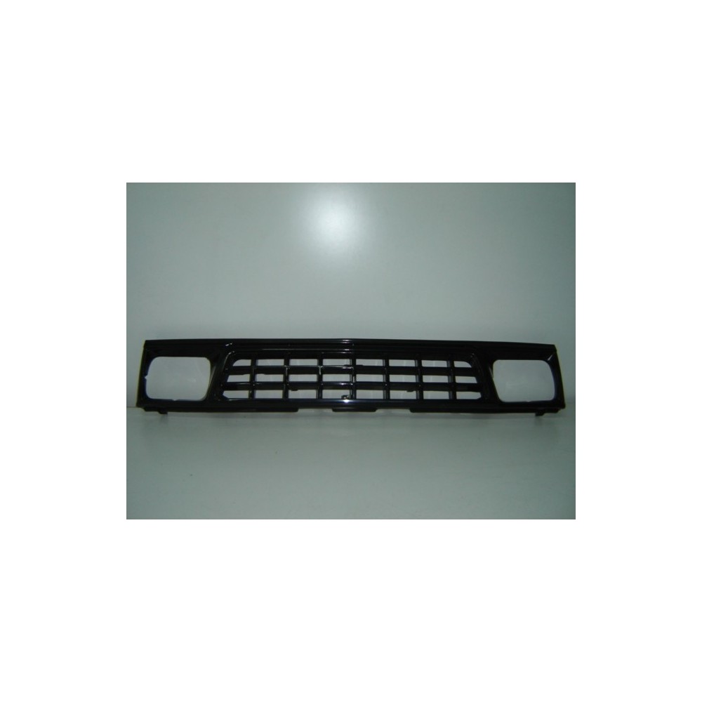 Achetez GRILLE MITSUBISHI MITSU L200 90-92 au meilleur prix sur todocarrocería.com