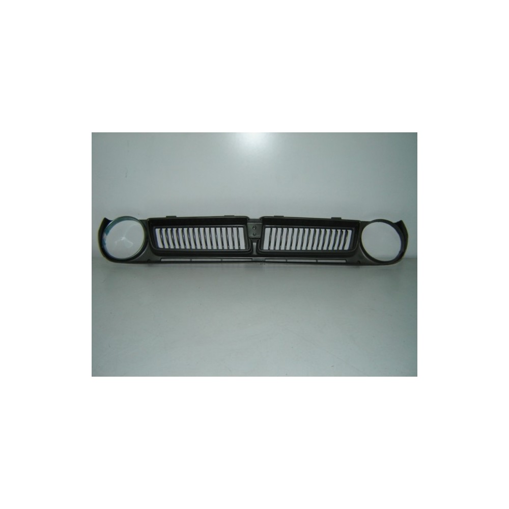 Compra REJILLA TOYOTA TOYOTA COROLLA KE30 al mejor precio en todocarrocería.com