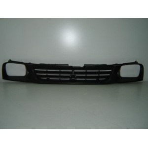 Achetez GRILLE (NOIR) MITSUBISHI MITSU L200 96- au meilleur prix sur todocarrocería.com