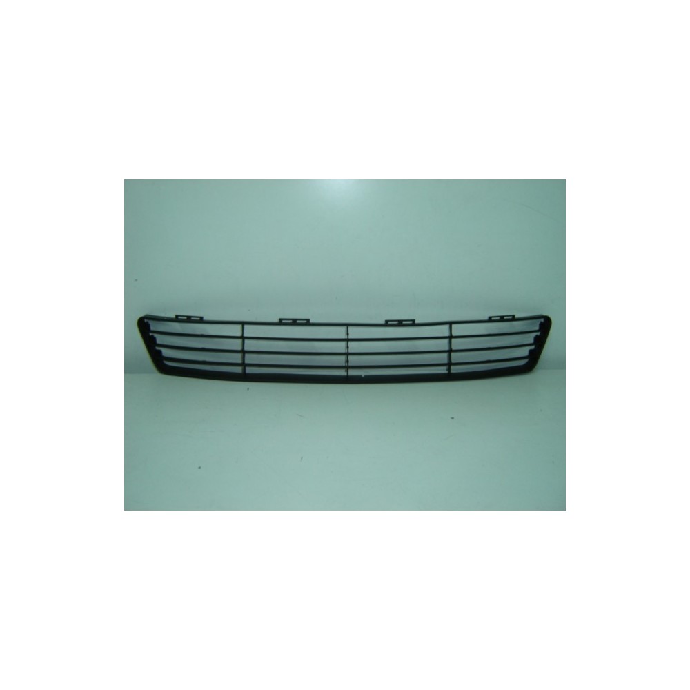 Achetez GRILLE CENTRALE PARE-CHOCS FORD FORD FIESTA 02- au meilleur prix sur todocarrocería.com