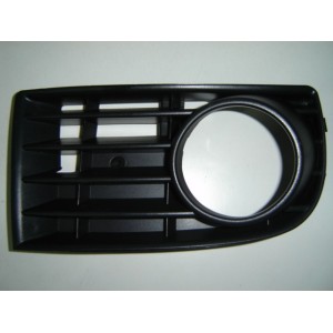 Compra REJILLA DERECHA PARAGOLPES (C/FUROS FAROL) VW VW GOLF V 03- al mejor precio en todocarrocería.com