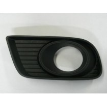 Achetez GRILLE AVANT DROITE (AVEC TROU) MAZDA MAZDA BT 50 10- au meilleur prix sur todocarrocería.com