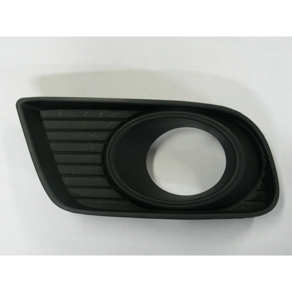 Achetez GRILLE AVANT DROITE (AVEC TROU) MAZDA MAZDA BT 50 10- au meilleur prix sur todocarrocería.com