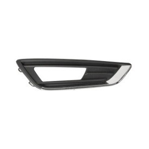 Achetez GRILLE AVANT DROITE PARE-CHOCS (AVEC TROUS AVEC MOULURE CHROMÉE) FORD FORD FOCUS 14- au meilleur prix sur todocarrocería