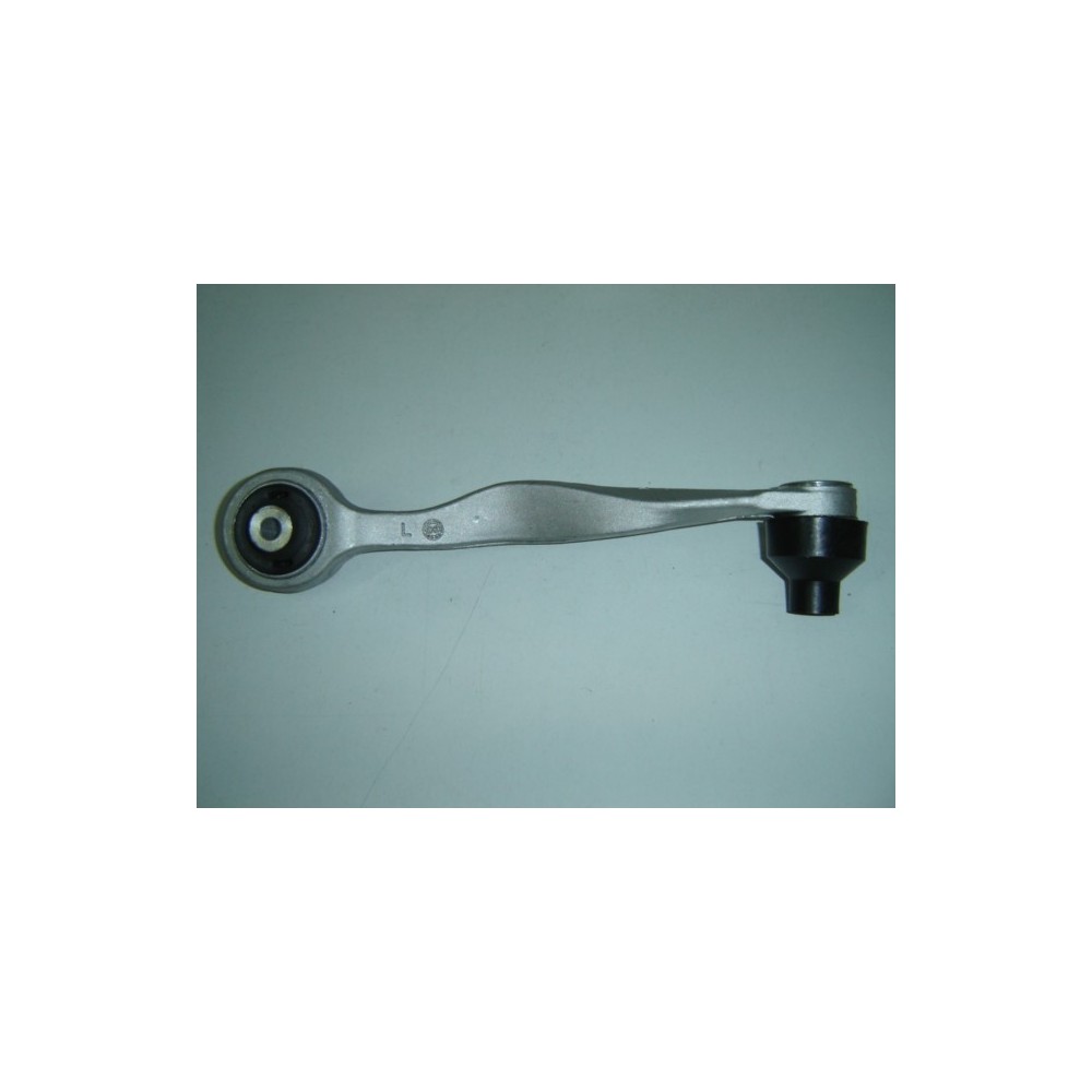 Compra BRAZO SUSPENSION S/IZQUIERDO AUDI AUDI A4 al mejor precio en todocarrocería.com