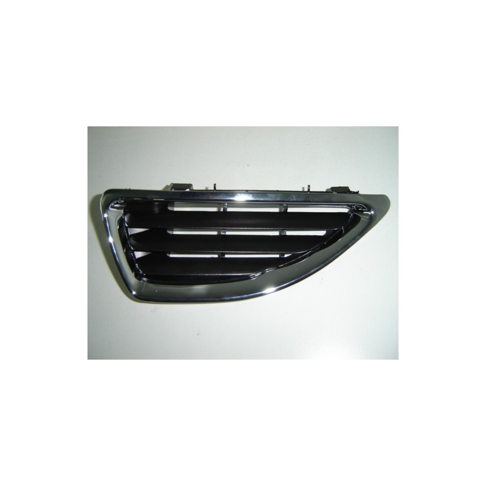 Achetez GRILLE GAUCHE (CERCLE CHROMÉ) RENAULT RENAULT MEGANE 99- au meilleur prix sur todocarrocería.com