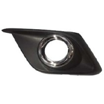 Compra REJILLA IZQUIERDA PARAGOLPES DELANTERO (C/FUROS FAROL)(C/ARO CROMADO) MAZDA MAZDA 3 14- al mejor precio en todocarrocería