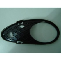 Achetez GRILLE PARE-CHOCS AVANT GAUCHE MERCEDES MERCEDES C W203 01- au meilleur prix sur todocarrocería.com