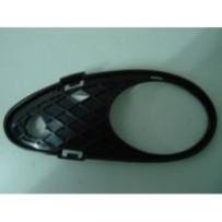 Achetez GRILLE PARE-CHOCS AVANT GAUCHE MERCEDES MERCEDES C W203 01- au meilleur prix sur todocarrocería.com