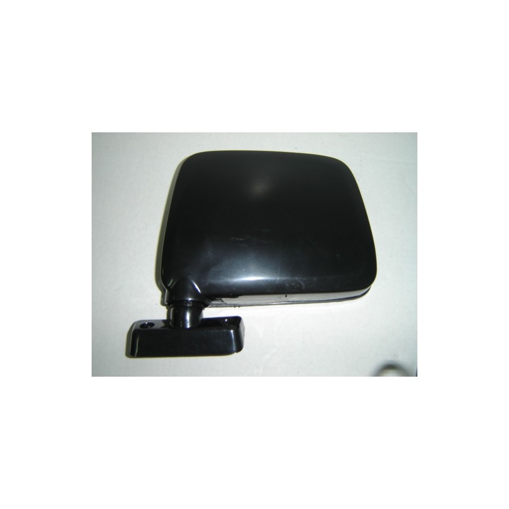 Compra RETROVISOR DERECHO MANUAL NEGRO NISSAN NISSAN PATROL 86-89 al mejor precio en todocarrocería.com