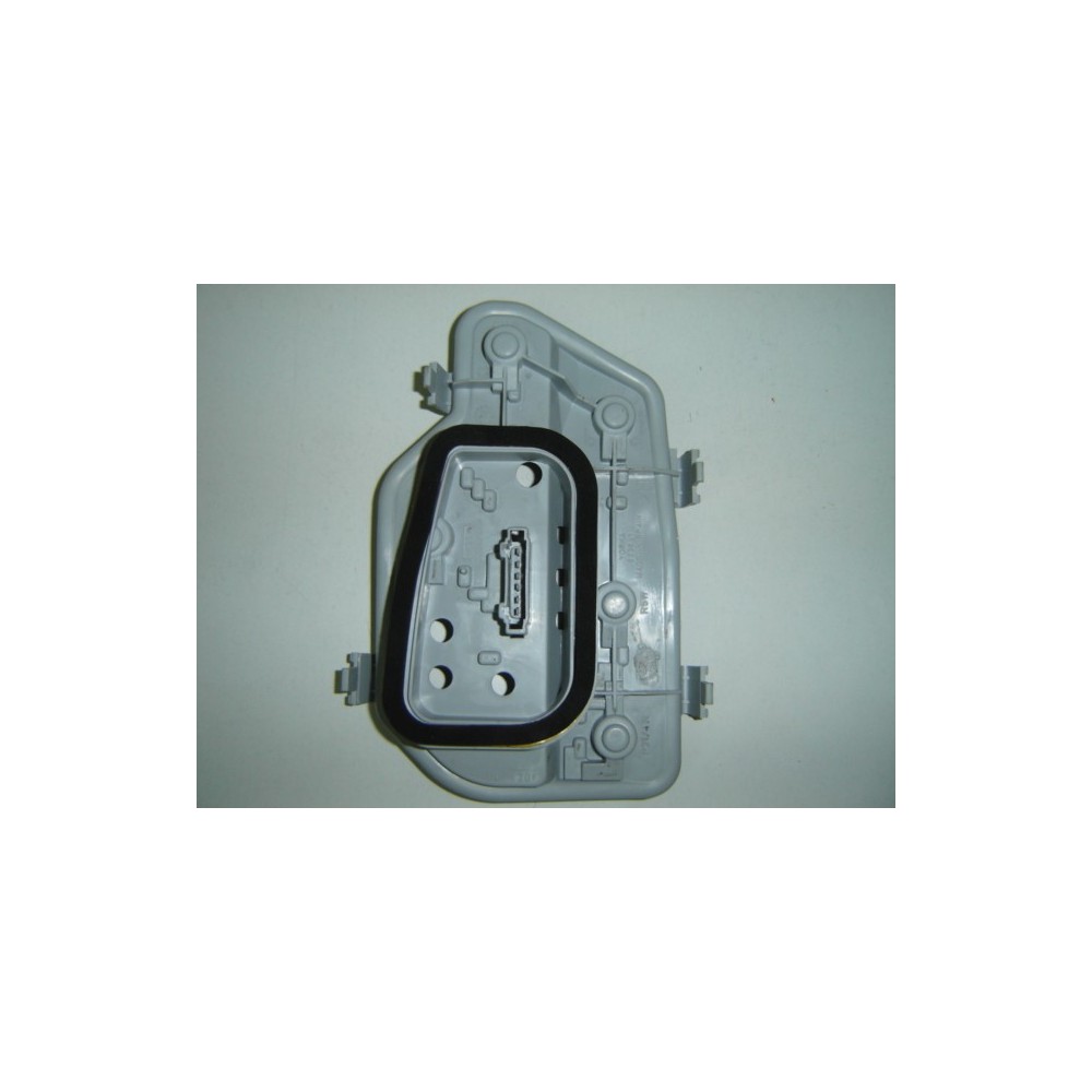 Compra SOPORTE BOMBILLAS PILOTO TRASERO DERECHO MAGNETI MARELLI VW VW POLO 02- al mejor precio en todocarrocería.com