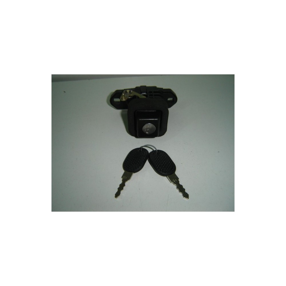 Compra CERRADURA MALETERO C/LLAVE FIAT FIAT UNO 89- al mejor precio en todocarrocería.com