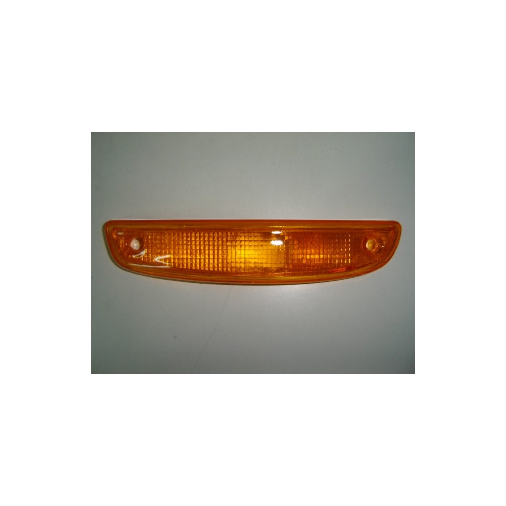 Compra CRISTAL DE PILOTO DELANTERO DERECHO (AMARILLO) RENAULT RENAULT TWINGO 93- al mejor precio en todocarrocería.com