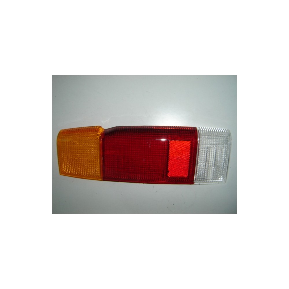 Compra CRISTAL DE PILOTO TRASERO DERECHO CX METALICA NISSAN NISSAN KING CAB 87-/93- al mejor precio en todocarrocería.com