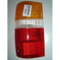 Compra CRISTAL DE PILOTO TRASERO IZQUIERDO CX METALICA TOYOTA TOYOTA HILUX LN85 89- al mejor precio en todocarrocería.com